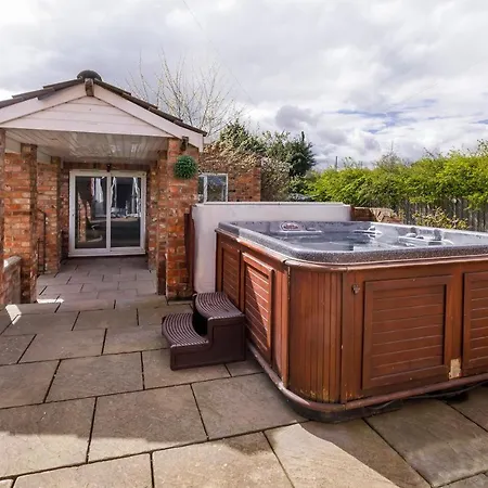 Holiday home The Gardens - Stunning Farmhouse York