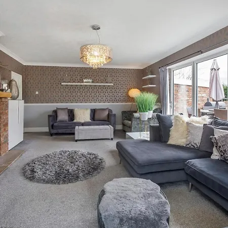 Holiday home The Gardens - Stunning Farmhouse York