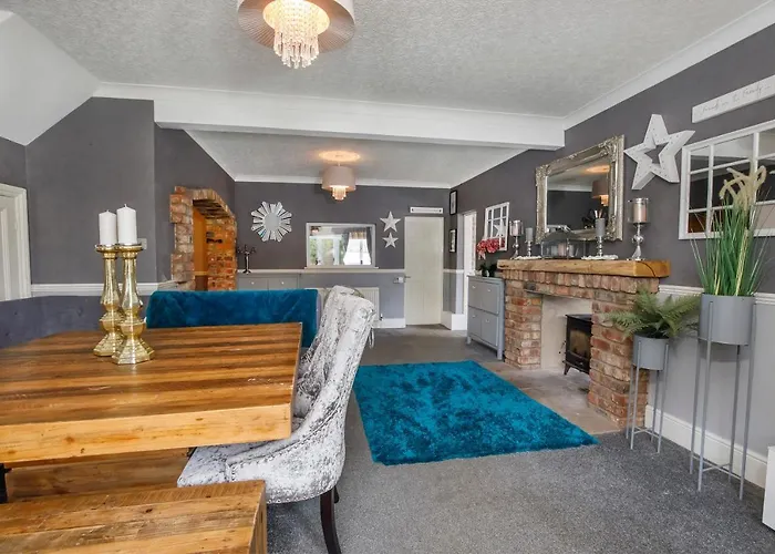 Holiday home The Gardens - Stunning Farmhouse